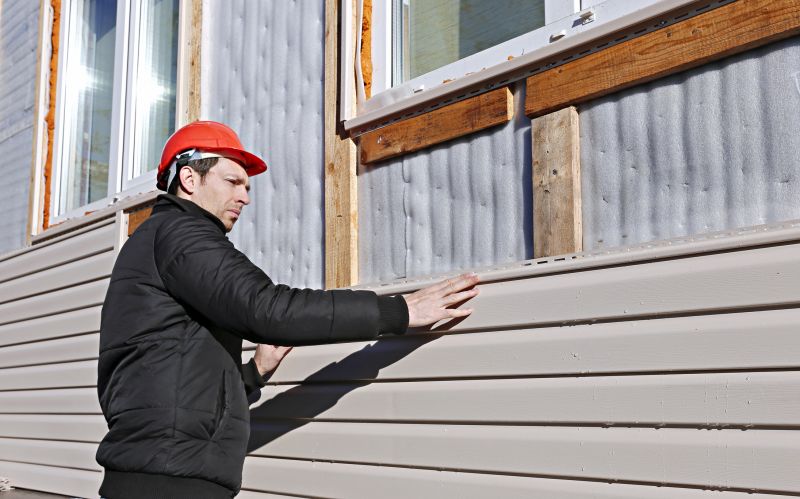 Vinyl Siding Repair - Expert Work - Image 1